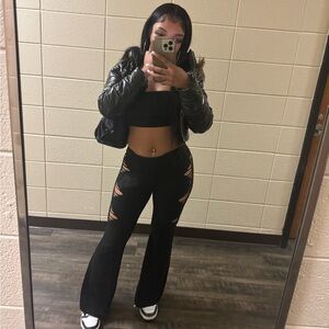 Meet your Posher, Joyous